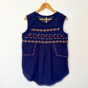 NINE 1 EIGHT Size Large Embroidered Folk Art Boho Lace Trimmed Tank Top